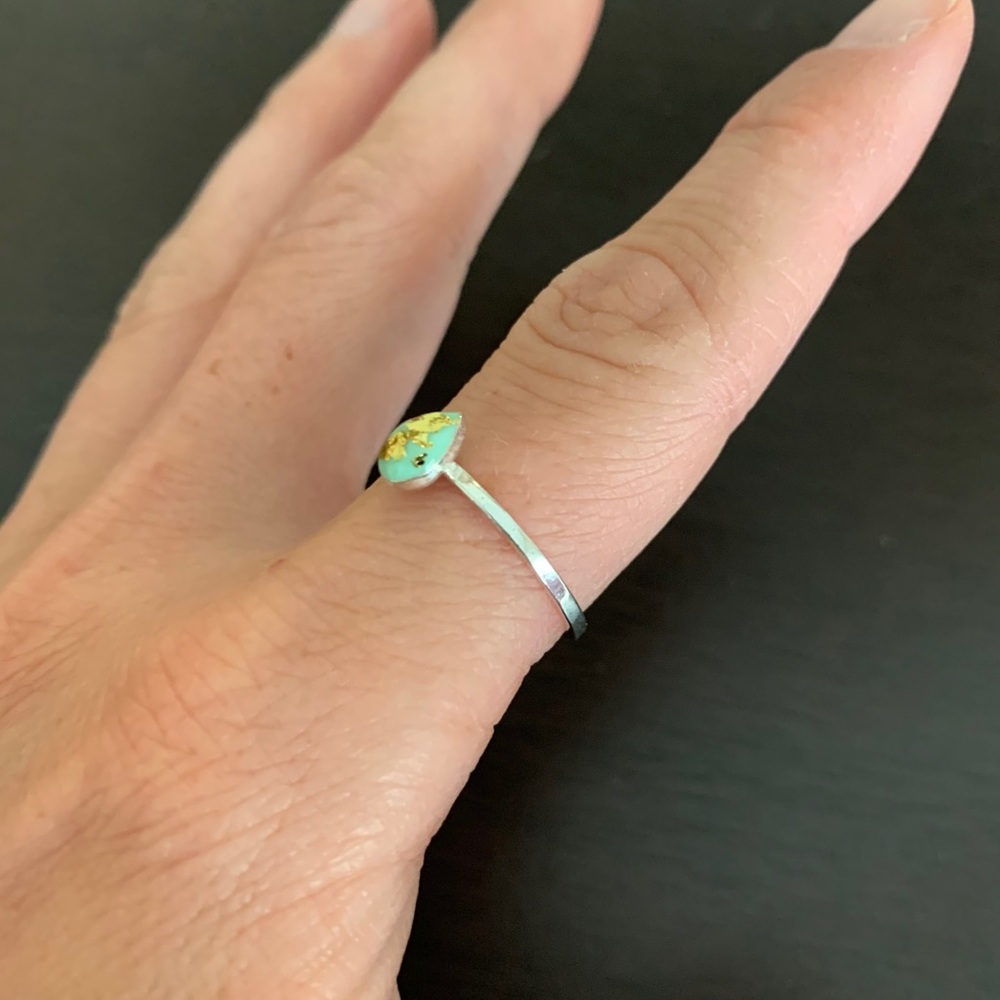 Ring - Picture 2 of 4